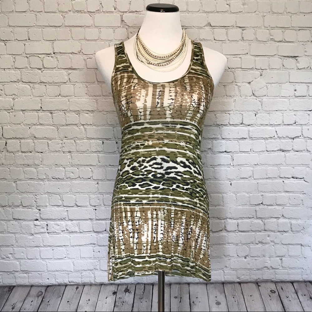 Jessica Simpson Tank - Front Pocket & Back Zipper